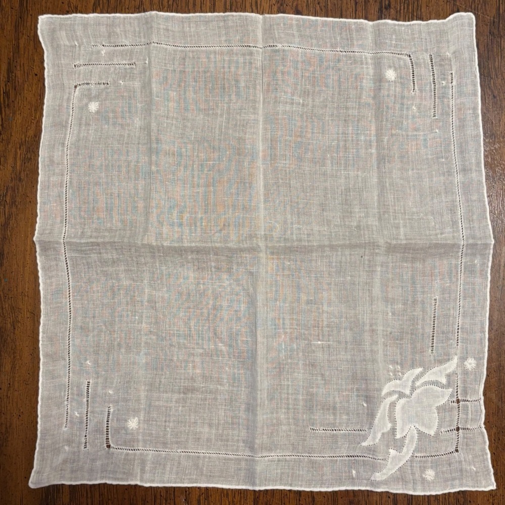 Vintage White Hand Embroidered Floral Drawn Thread Lace Handkerchief